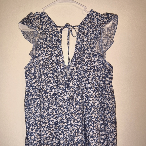 Shein Dress - Picture 2 of 3